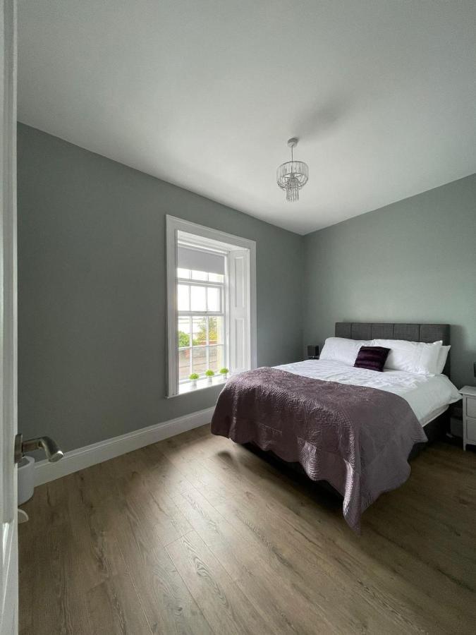 Tonn Ruray Sea View Luxury 2 Bed Apartment Dundrum Bagian luar foto