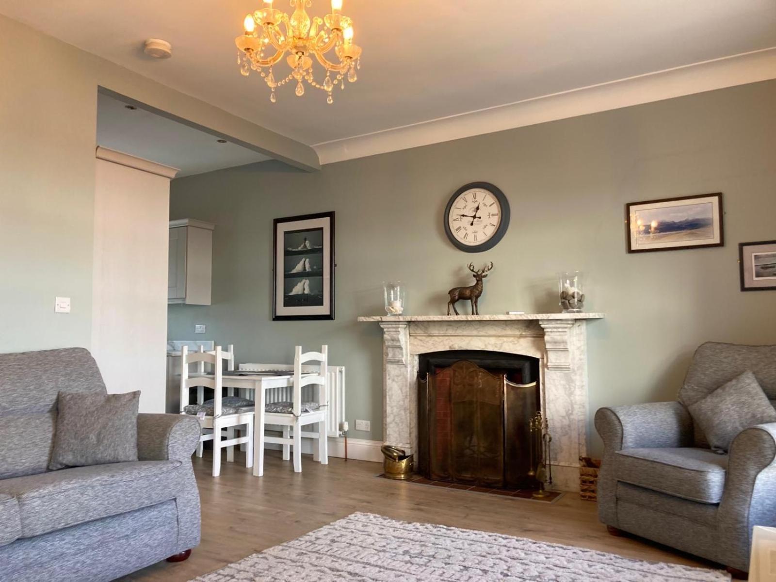 Tonn Ruray Sea View Luxury 2 Bed Apartment Dundrum Bagian luar foto